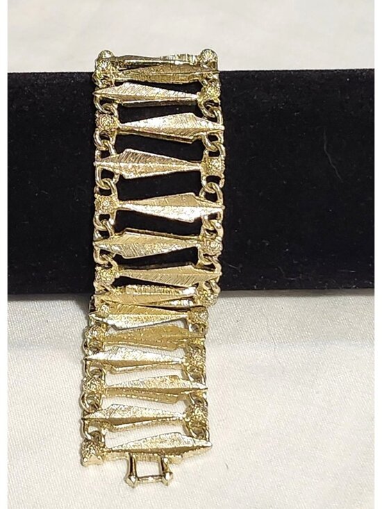 None Jewelry - Vintage Gold Tone Wide Bracelet Textured Abstract Design Egyptian Revival